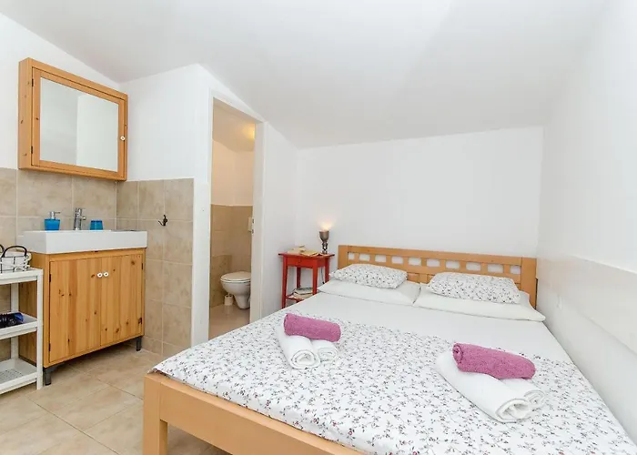 House Tomislav * Kolan