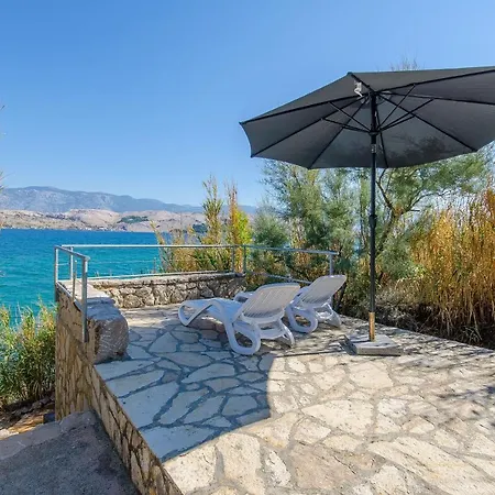 House Tomislav Dom wakacyjny *