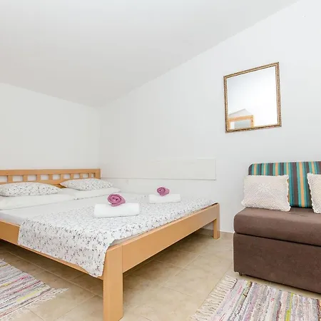 Dom wakacyjny House Tomislav *